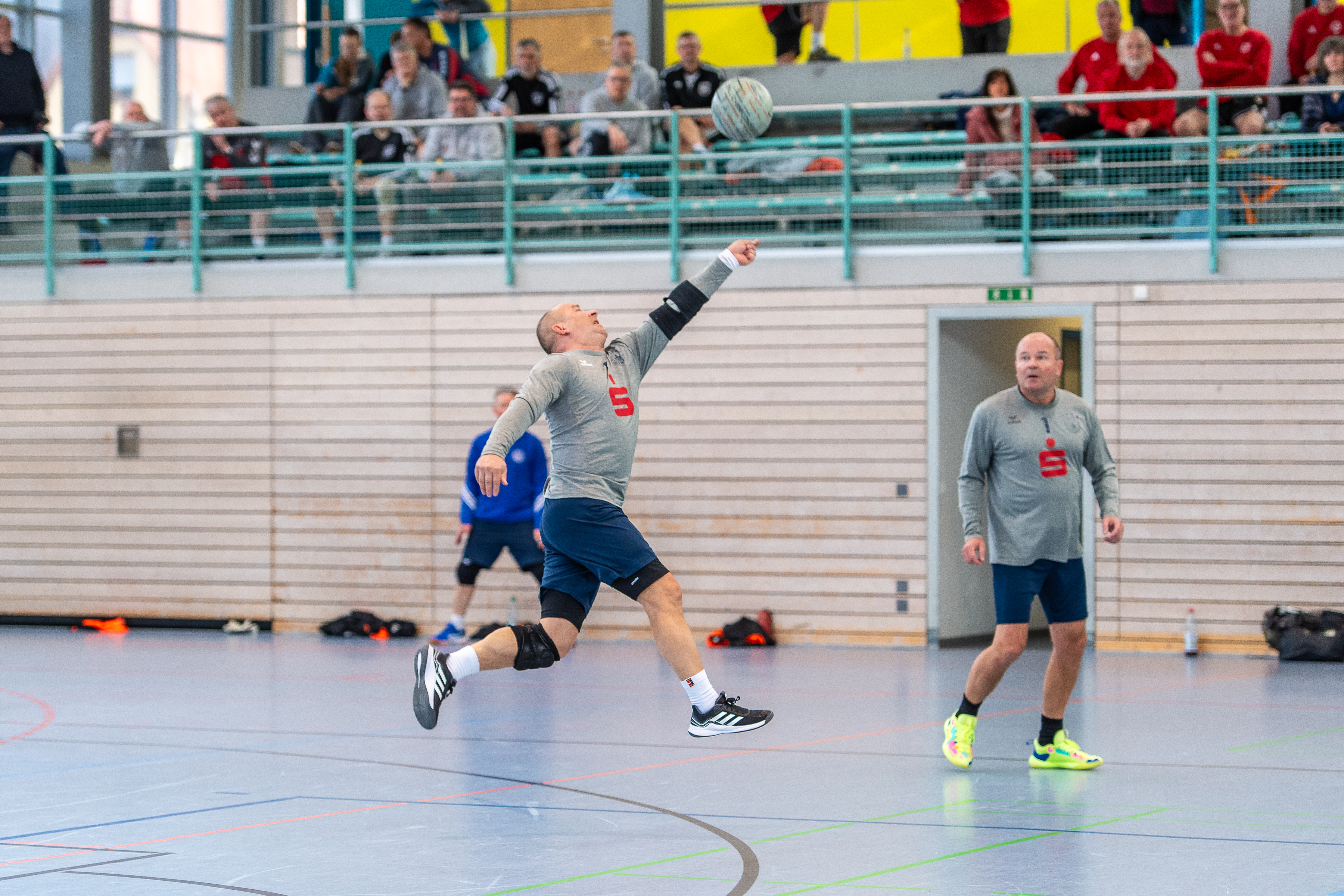 faustball_2025_dm_mnner_55m_sp15_heidenau_vers_oggersheim_014_20250316_54392821589_o