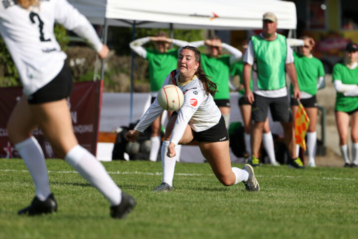 Lisa Knodel und Team Deutschland beenden WM-Tag eins mit einer knappen Niederlage.